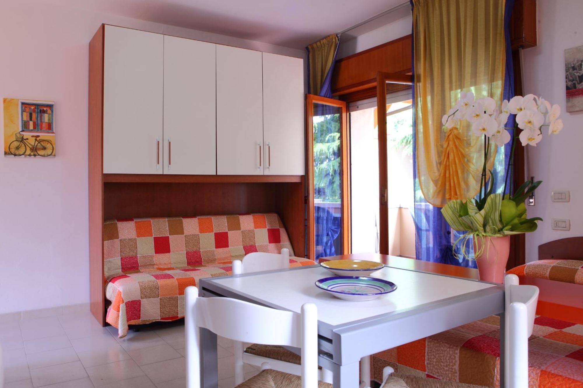 Residence La Madonnina بسكييرا ديل غاردا الغرفة الصورة
